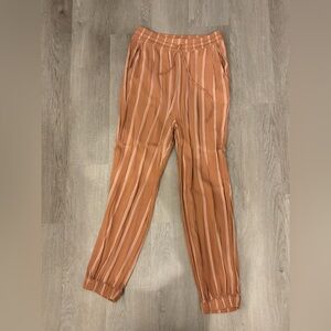 American Eagle Women’s 100% Viscose Pants with Pockets Size Small